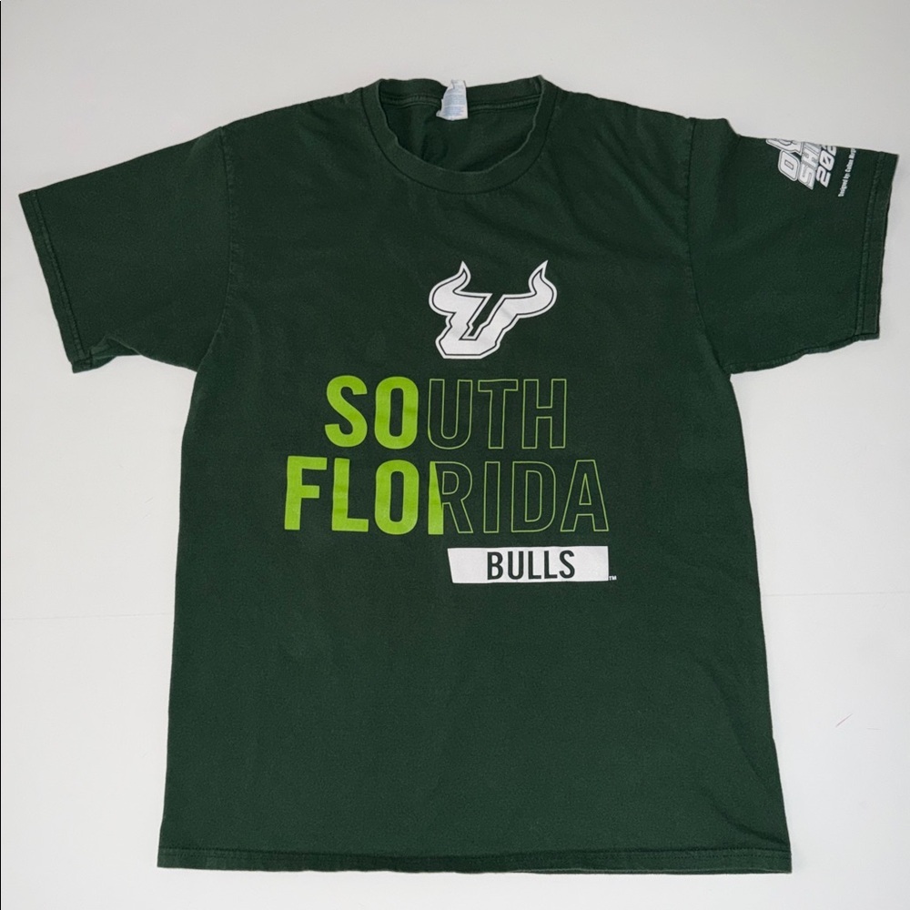 South Florida Bulls "Horns Up" T-shirt, officially licensed 100% Cotton unisex M
